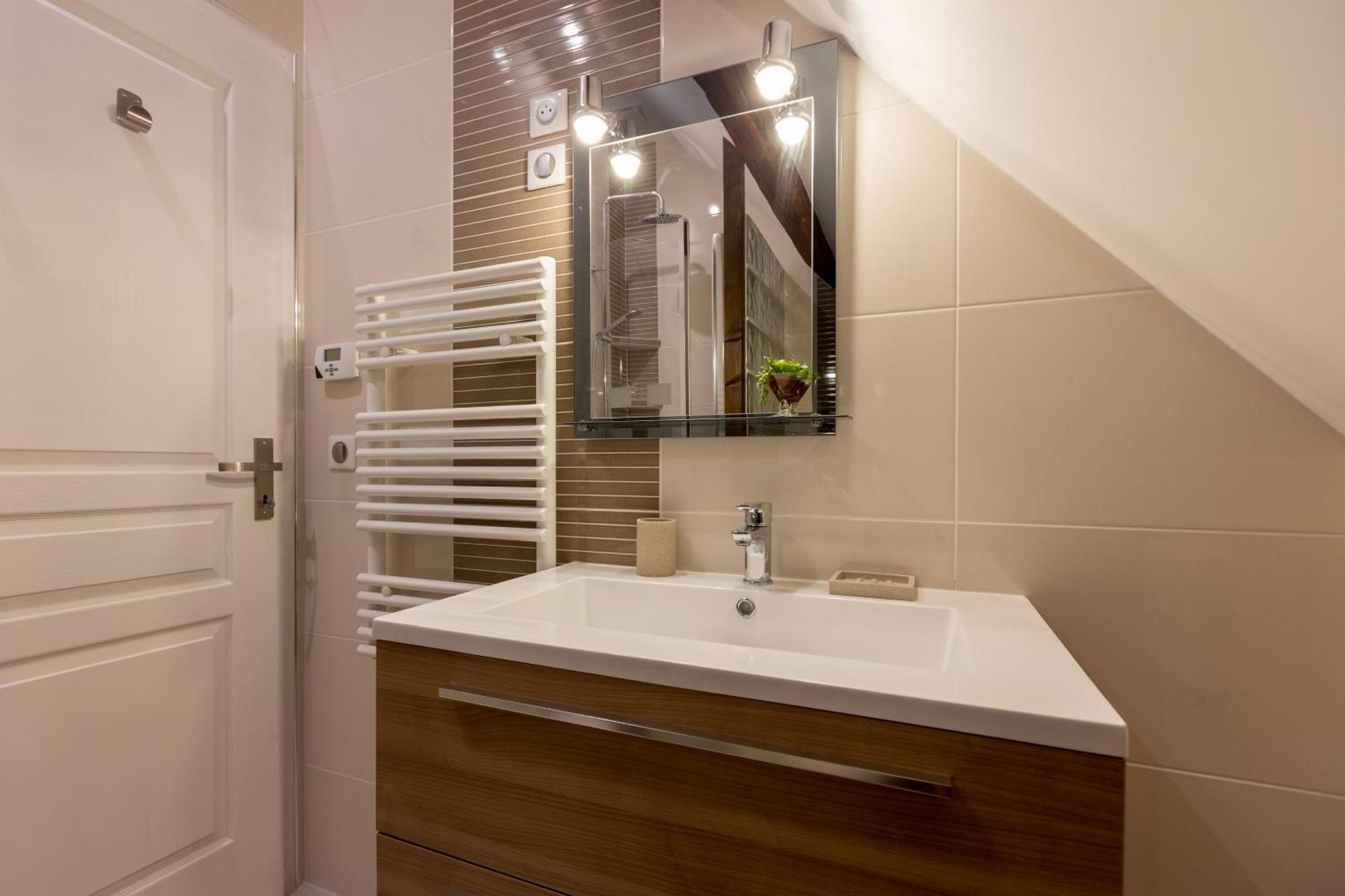 Residence Beaune Sweet Home, 4 Appartements D'Exception Avec Parking Inclus Номер фото